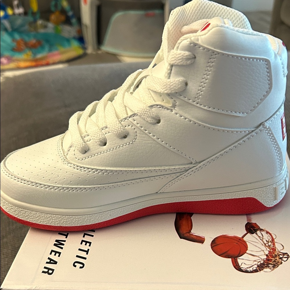 Brand New Patrick Ewing White and Red High-Top Pre School Sneakers 2.5 Youth - Picture 3 of 10